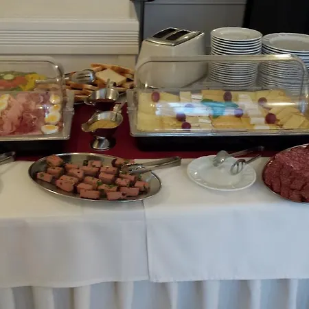 Hotel Luxury Garni Brix Pressburg