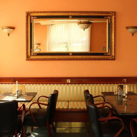 Luxury Garni Brix Hotel 3*