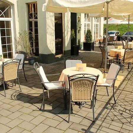 Luxury Garni Brix 3* Pressburg